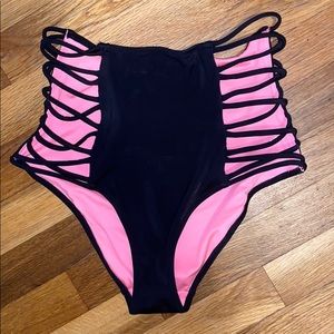Victoria’s Secret High Waisted Bikini Bottom M
